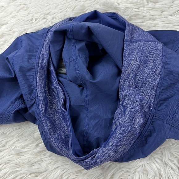 Lululemon Run Shorts Royalty - Picture 5 of 6